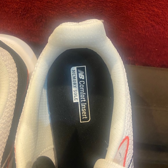 NWOTs New Balance for men - Picture 5 of 6